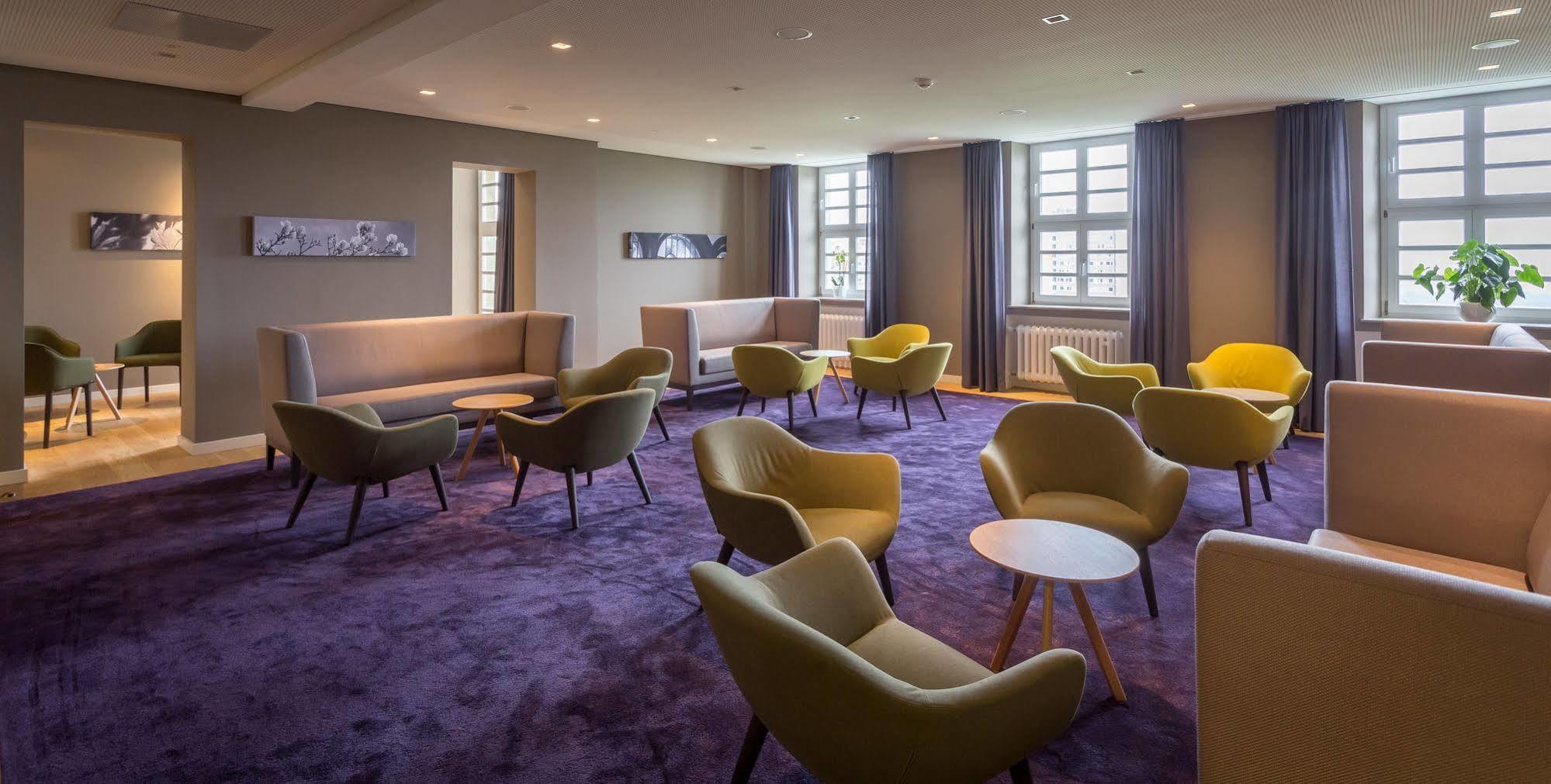 Kardinal Schulte Haus Hotell Bergisch Gladbach Eksteriør bilde